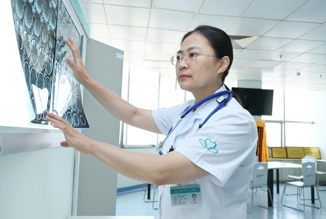 “匠心守护儿童健康” ——市人民医院儿科专家邱世彦专访